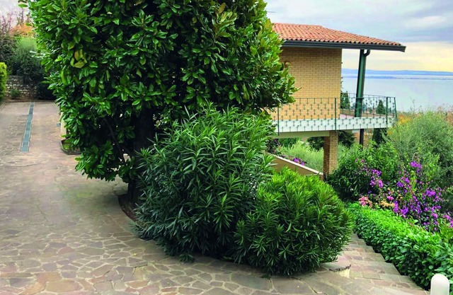 GARDA LANDSCAPE - Apartment in Villa with Garden and Private Pool