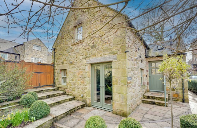 Garden Stable at Hallsteads: Luxury Stone Cottage, with Parking
