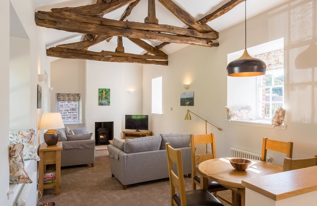 Garden View Cottage in a Grade II*'Listed Property