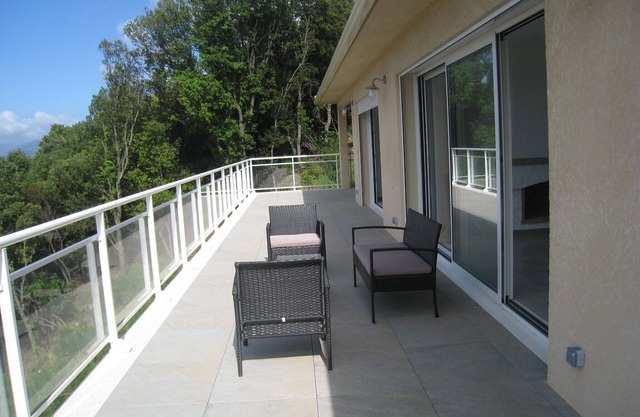 GD T3 NEW with TERRACE of 70 M² SEA VIEW