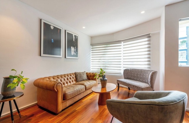 Geko Steelhaus 2BR steps from the malecon