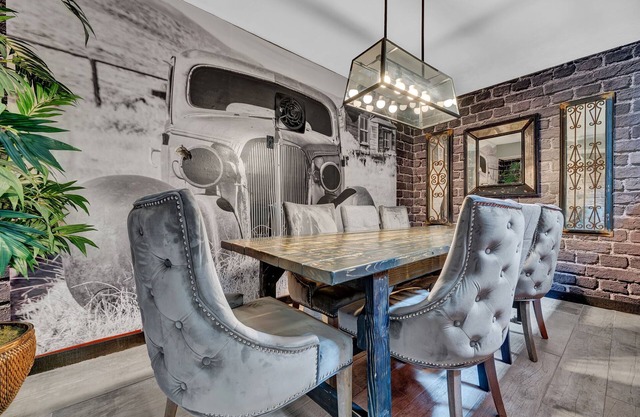 Gem City Condo *5 Bed *Home Theater *Game Room