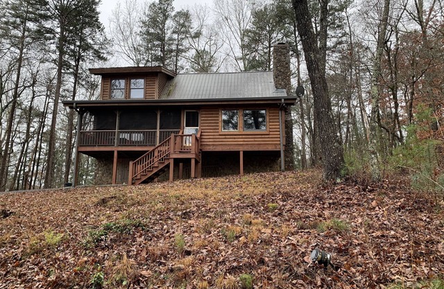 Generator, Fire Pit, Pet Friendly, Fire Pit, River Access, close to App Trail