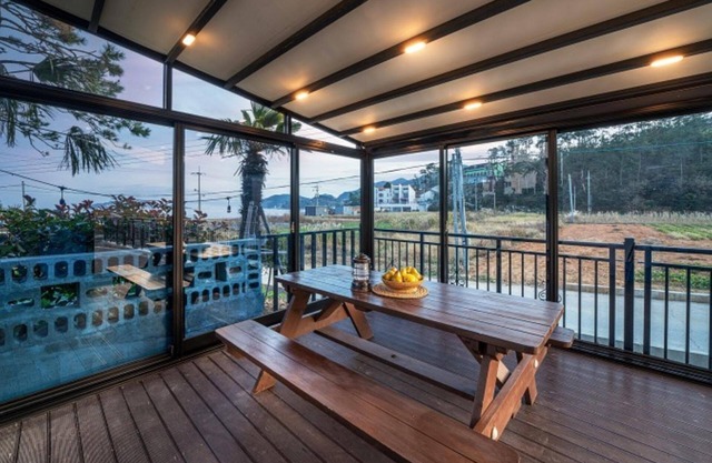 Geoje Island Four Season Pension