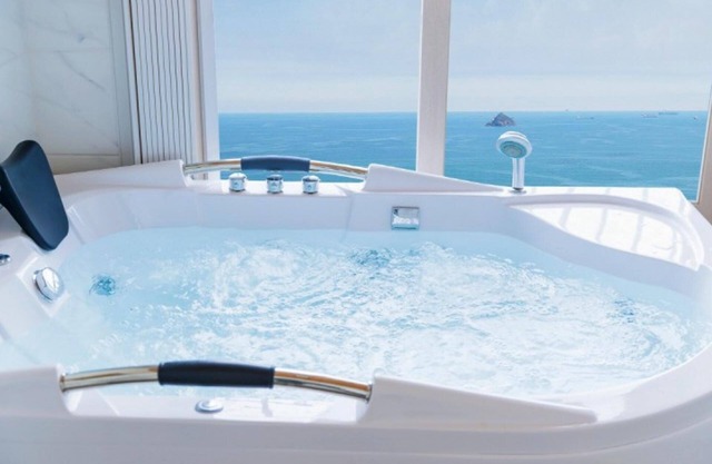 Geojedo Bailey Pension