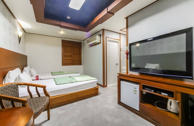 Geojedo Jangpyeong Prada