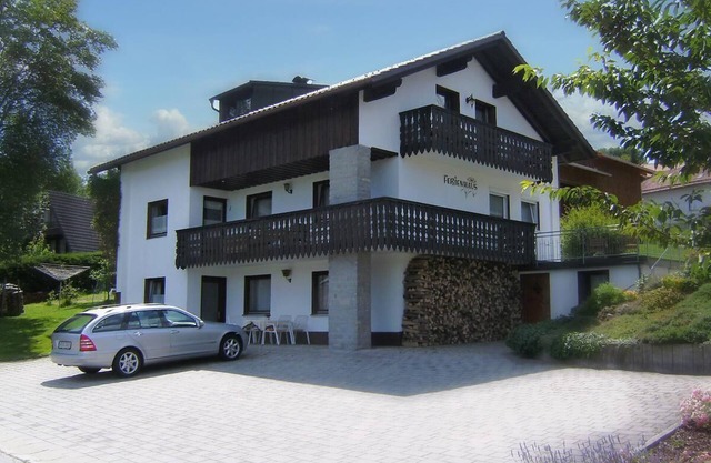 Geräumige, 80qm große Ferienwohnung in ruhiger Lage
