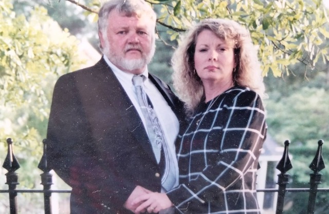 Get away from it all at Curtis Creek !!! NO Cable NO Internet No Cell Service