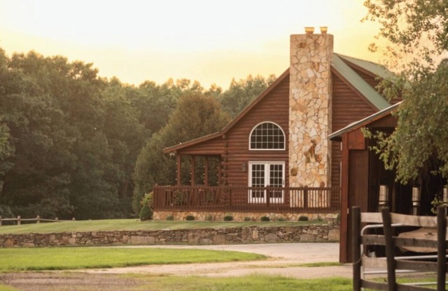Get comfy in the country!