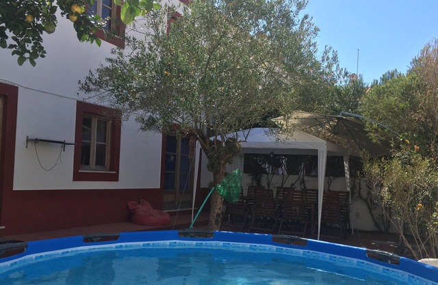 Get Lost In Milfontes Hostel