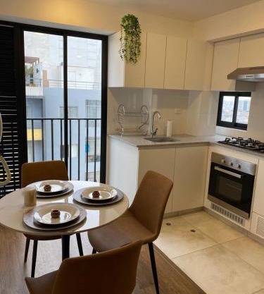 Giannina Huarcaya Inmuebles