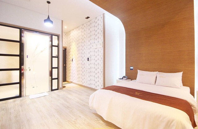 Gimje PGA Self Check-in Motel