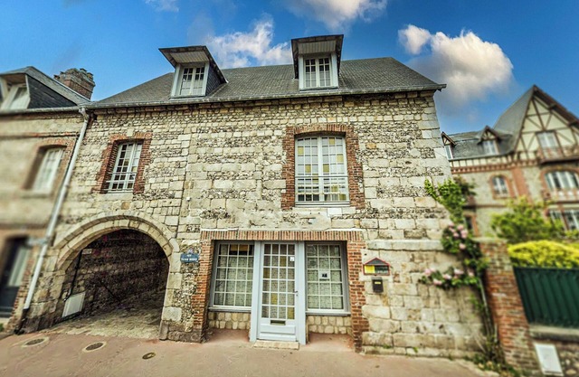 Gîte 200 metres from the beach at Veules les Roses