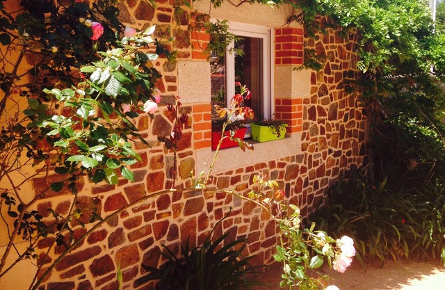 Gite 350 M from the port of Binic. J