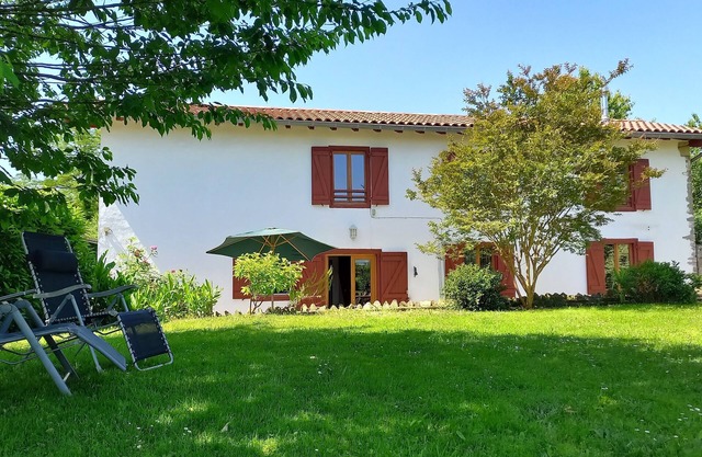 Gite Jauberria, former farmhouse renovated in keeping with the old style