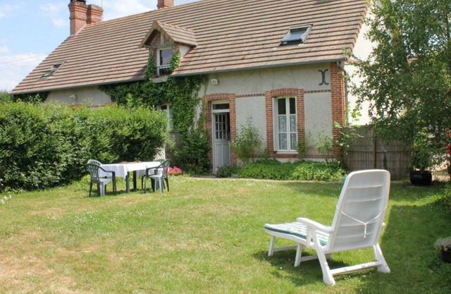 Gite Neung-sur-Beuvron, 3 bedrooms, 6 persons