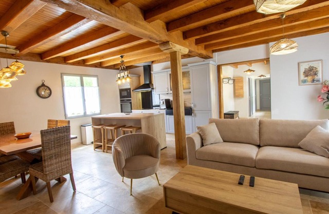 Gite Sainte-Nathalène, 3 bedrooms, 6 persons