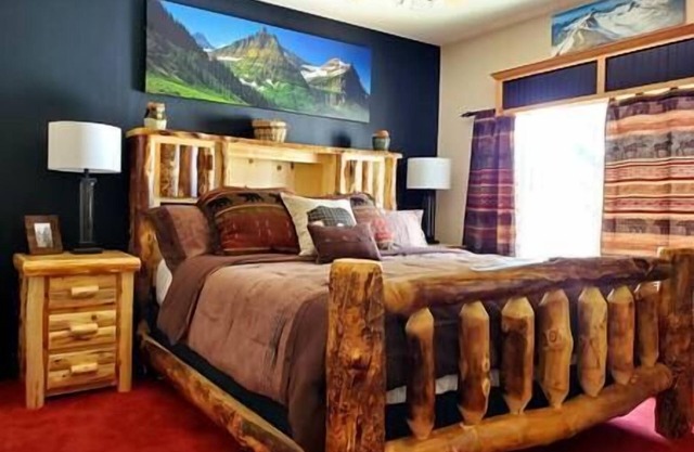 Glacier Corner: Enhance Your Adventure