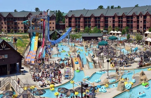 Glacier Canyon & Wilderness Waterpark 2 Bedroom 2 Bathroom