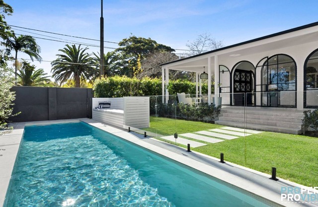 Gladstone Cottage Luxury Home in Mosman