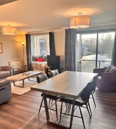 Gleneagles Apartment