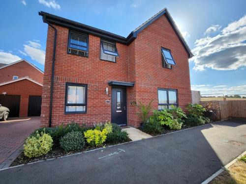 Glenvale House, Weekly & Monthly Stay In Wellingborough, Perfect For Business Or Relocation