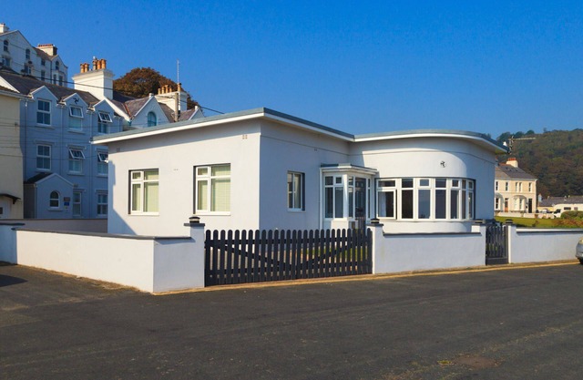Glevum - a holiday cottage that sleeps 6 guests in 3 bedrooms