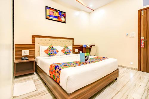 Glitz Hotels New Axis Internatinoal - Nr International Airport Mumbai
