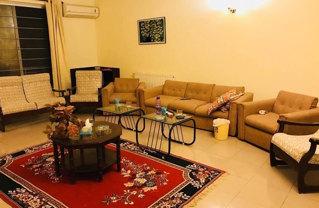 Global travelers house