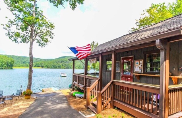 Golf Club Villas at Big Canoe - Spacious 2 Bedroom W/Full Kitchen