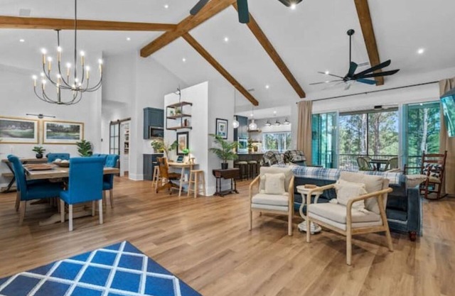 Golf Front, Putting Green, Tree Top Views