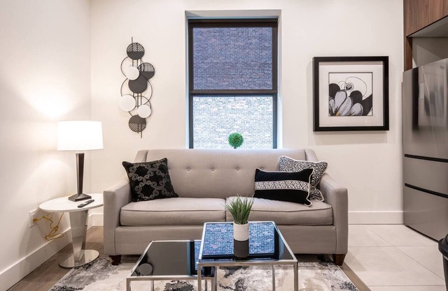 Good Vibes 1BR ! Walk to NJ Penn ! 30 min to NYC