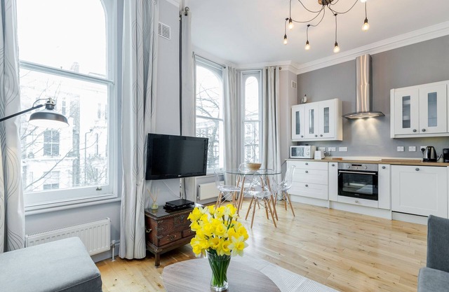 Gorgeous 2-Bedroom Apartment in Chelsea