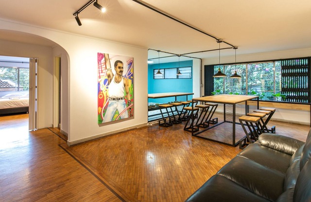 Gorgeous Apartment 4BDR/10 Beds/4Baths-Poblado-Provenza-Lleras Park