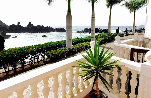 Gorgeous Beach Front Villa