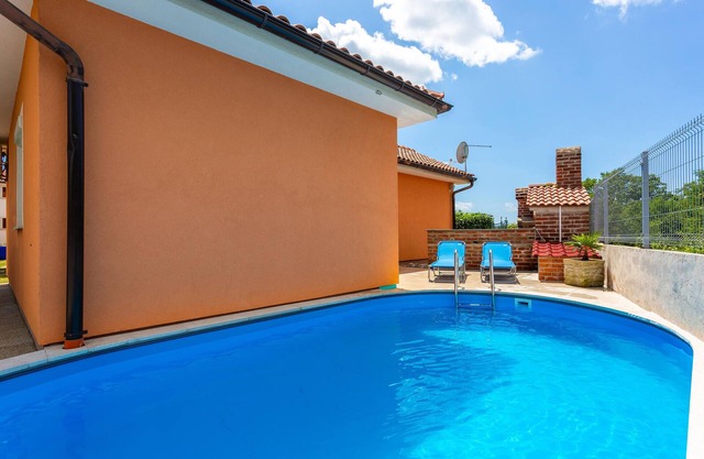 Gorgeous home in Sveti Vid-Miholjice