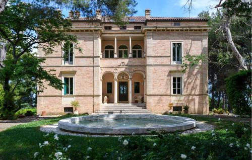 Gorgeous Home In Porto San Giorgio