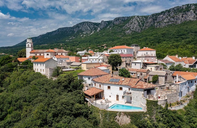 Gorgeous home in Bribir with WiFi