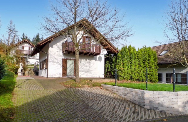 Gorgeous home in Kirchheim with WiFi
