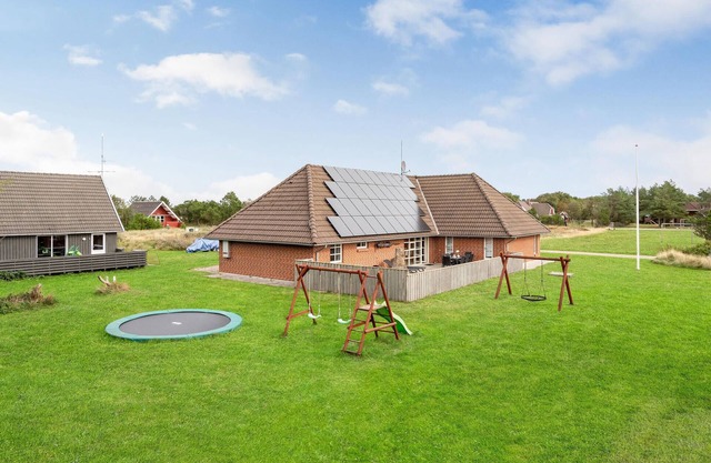 Gorgeous home in Rømø with sauna