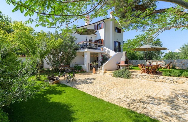 Gorgeous home in Rovinj with WiFi