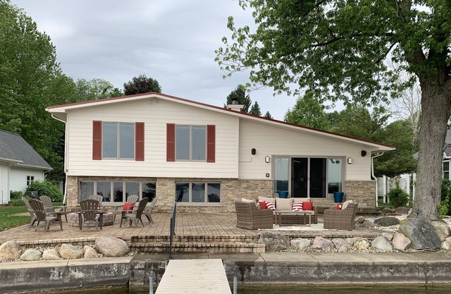 Gorgeous Klinger Lake house White Pigeon, MI