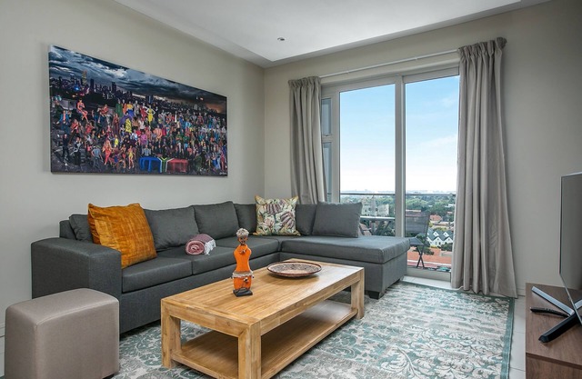 Gorgeous Rosebank Apartment