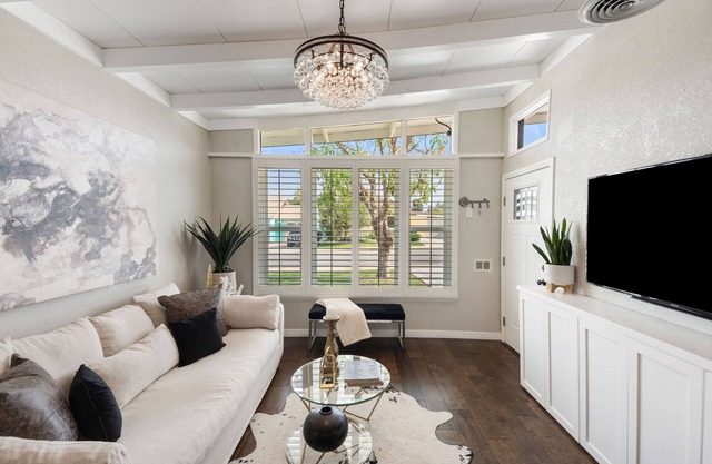 Gorgeous South Redlands, CA 3 bed 2 bath Midcentury Modern!