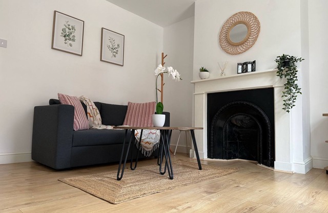 Gorgeous Victorian house in a prime location of Tonbridge