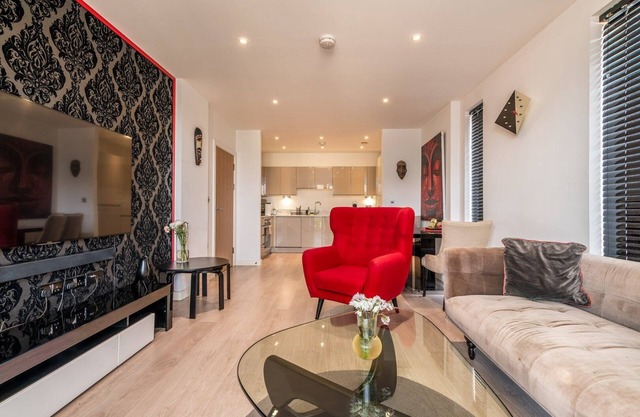 Gorgeous Wembley Flat