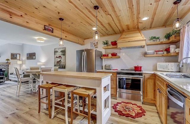 Grace-Jo Vacation Home at Tamarack