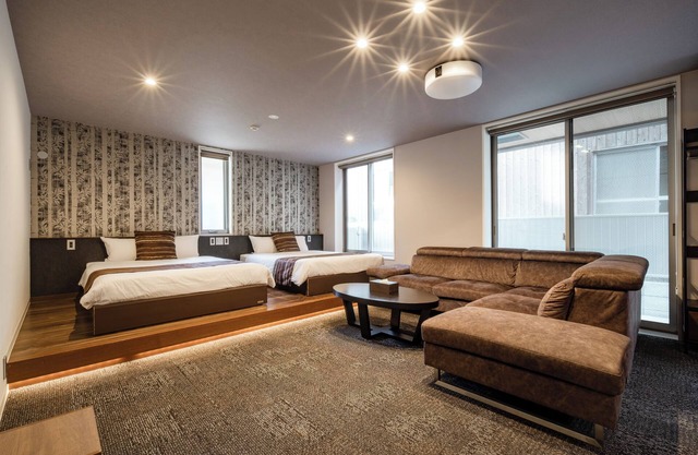 GRAND BASE Moji Nagomi