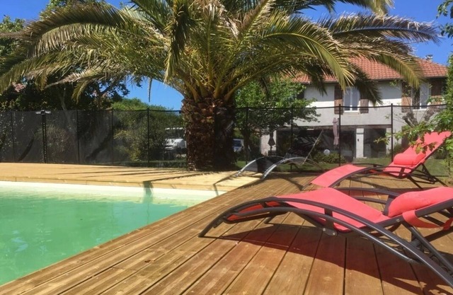 Grand Gite Pour 20 Personnes Avec Piscine a 15min des Plages de Capbreton