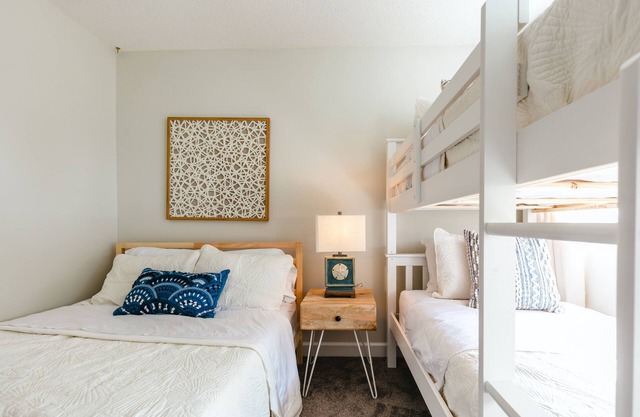 Grand Strands Home Away From Home 2 Bed/2 Bth and full resort.